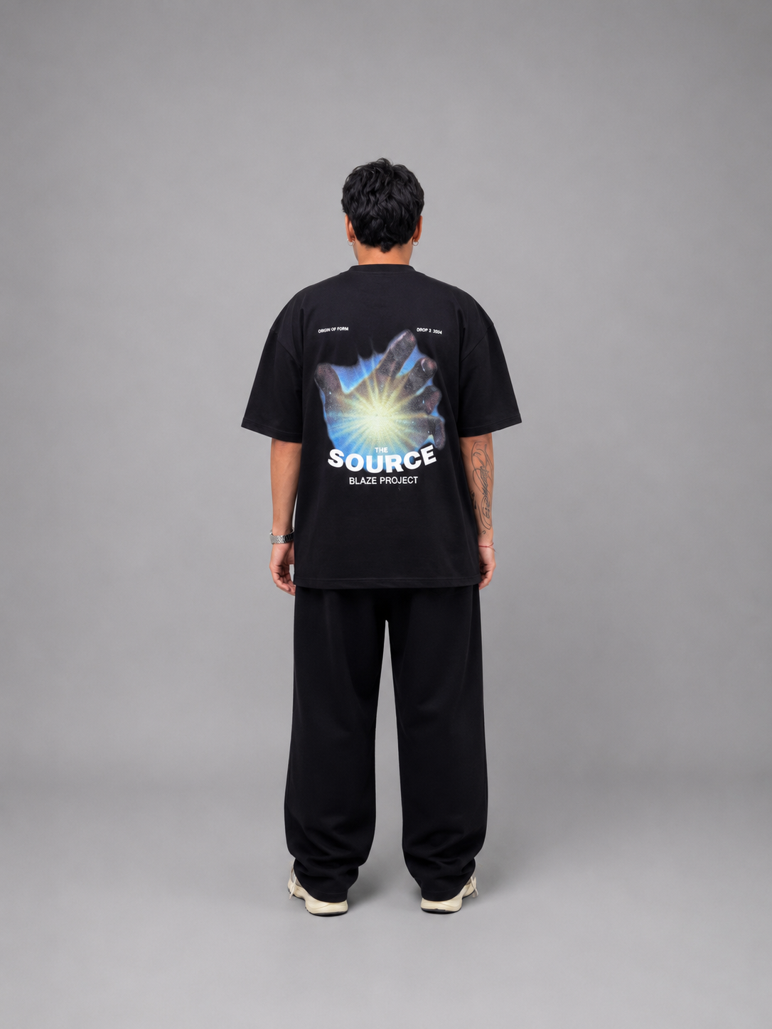 THE SOURCE ORIGIN TSHIRT BLACK