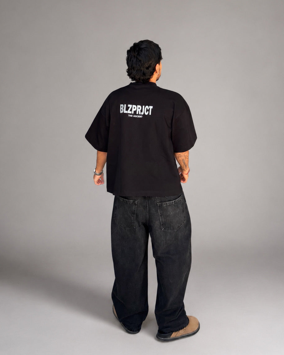 THE ASCENT BOXY TSHIRT BLACK