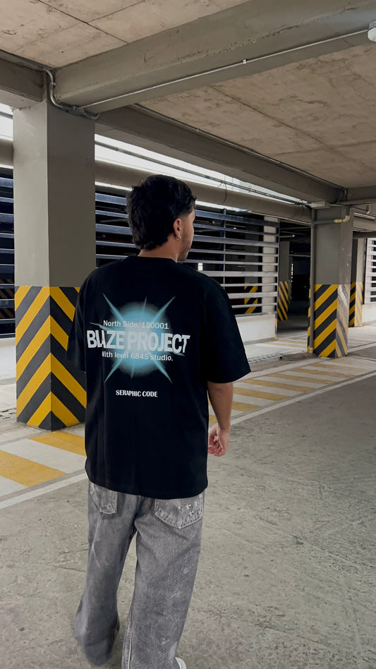 SERAPHICCODE BLAZE OVERSIZE TSHIRT BLACK